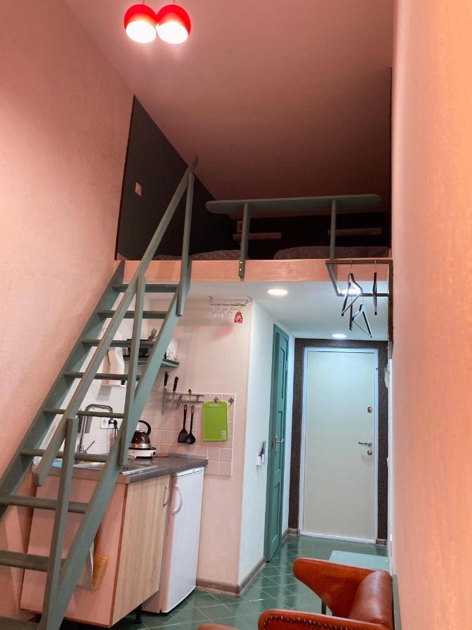 Apartemen studio 19 m² dengan 1 kamar mandi pribadi di Pusat Kota Odessa Bagian luar foto