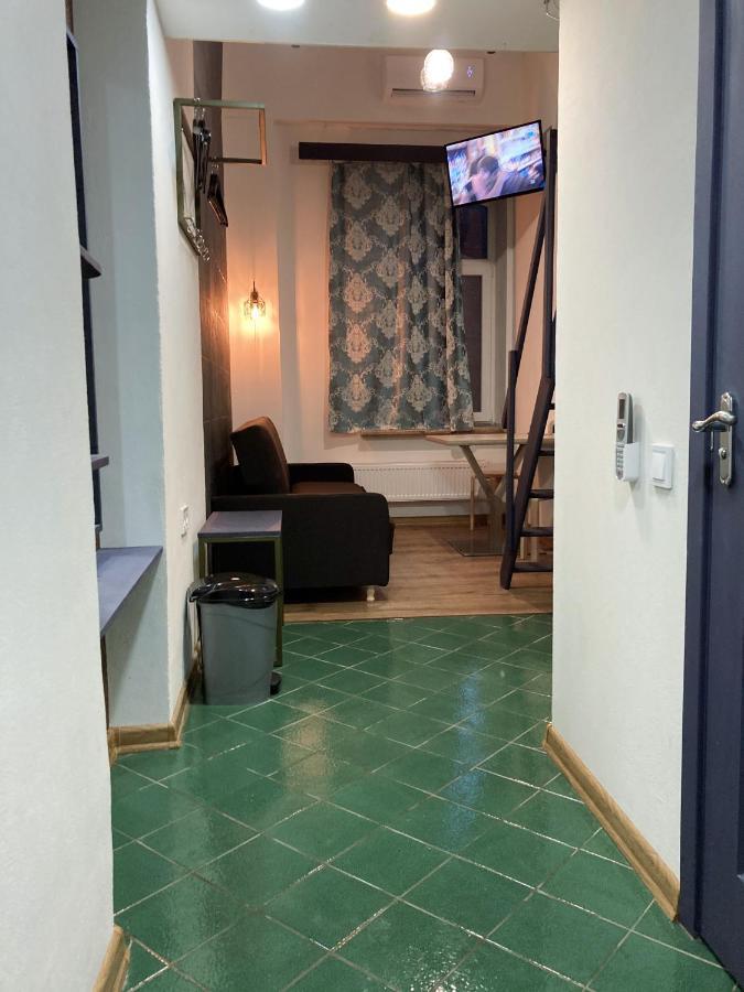 Apartemen studio 19 m² dengan 1 kamar mandi pribadi di Pusat Kota Odessa Bagian luar foto