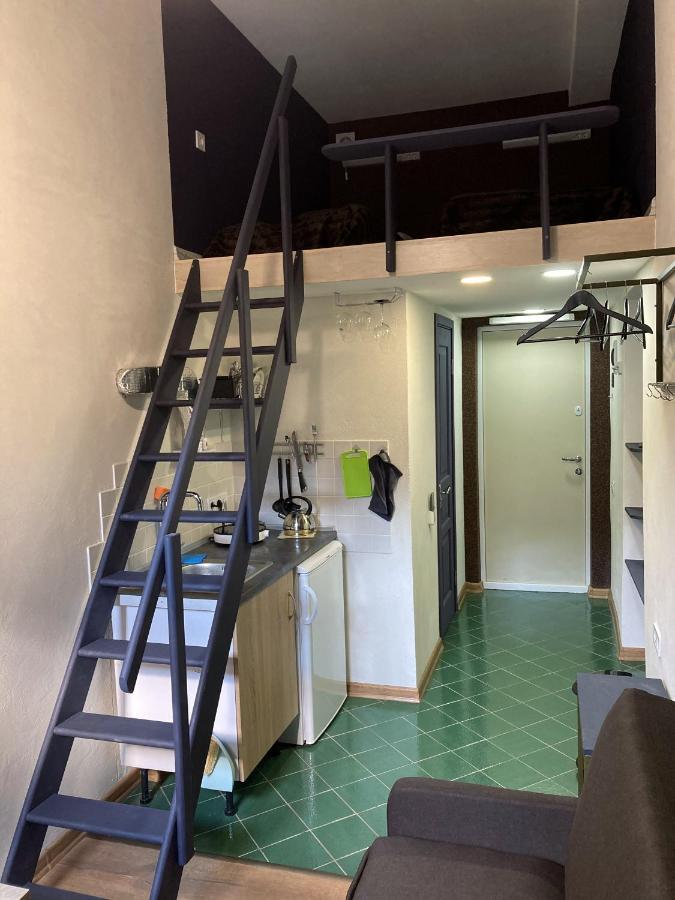 Apartemen studio 19 m² dengan 1 kamar mandi pribadi di Pusat Kota Odessa Bagian luar foto